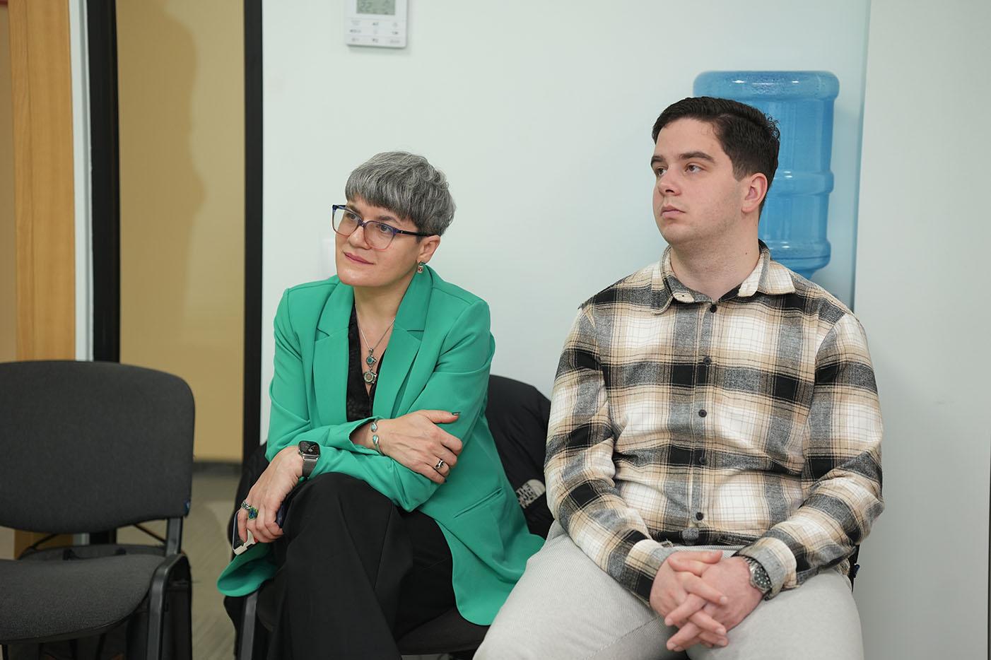 ბაქსვუდის სკოლის უფროსკლასელები საქართველოს უნივერსიტეტის მეცნიერებისა და ტექნოლოგიების სკოლას ესტუმრნენ